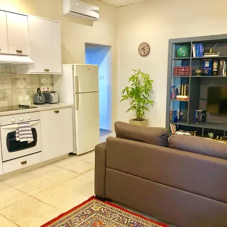 Karavella Cozy Apartment Paphos Buitenkant foto